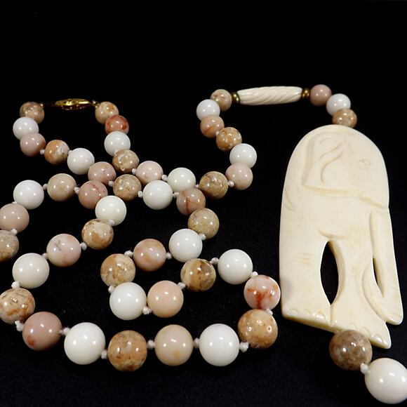1950s Elephant Pendant Gemstone Beaded Necklace Hand Knotted 32” Vintage Jewelry - Picture 2 of 10